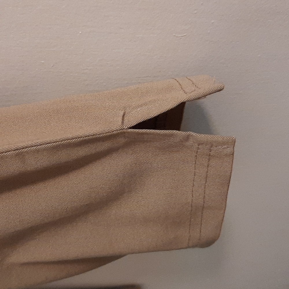Capris - Picture 3 of 3